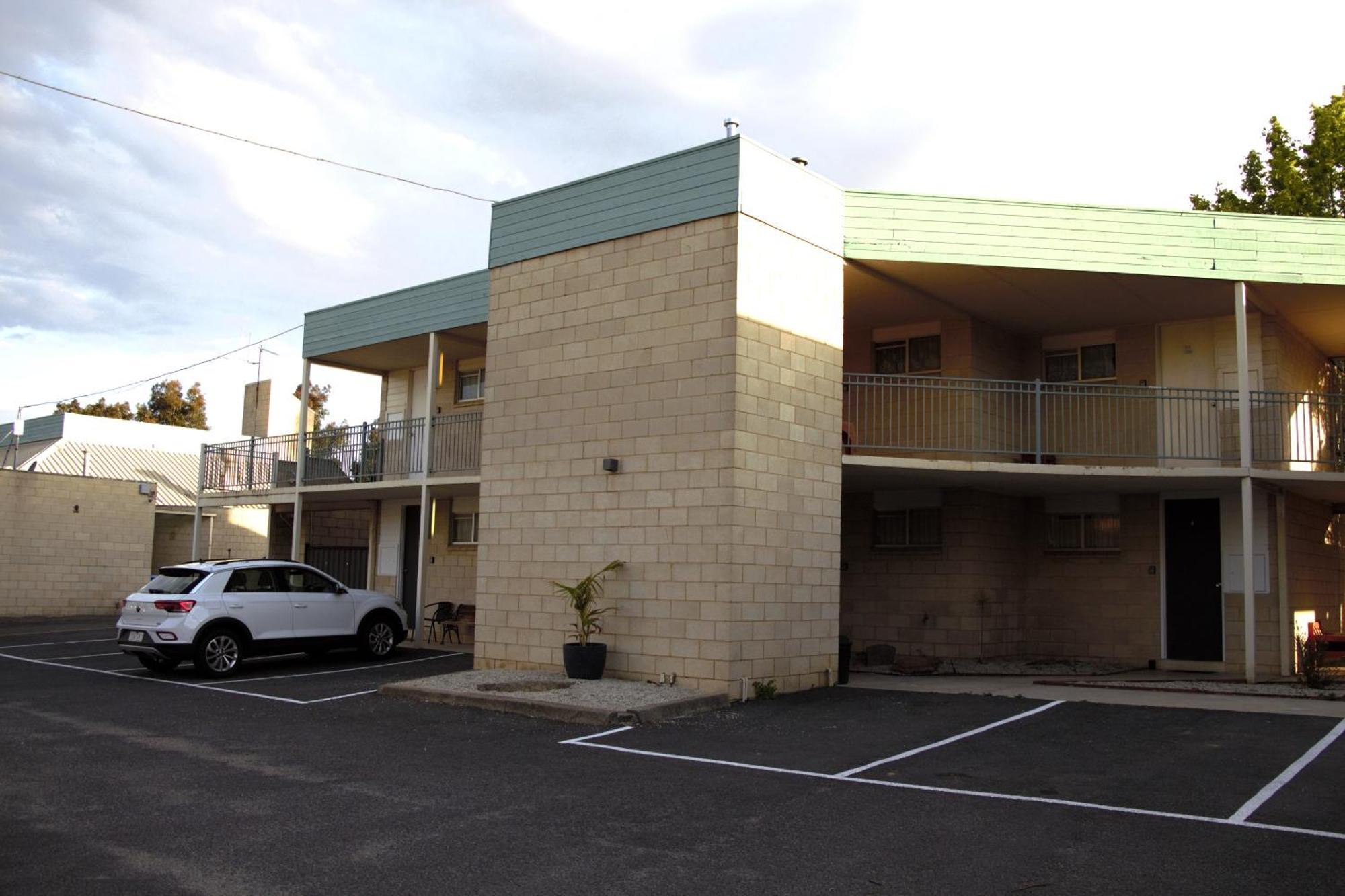 Bendigo Motor Inn Kangaroo Flat Екстер'єр фото