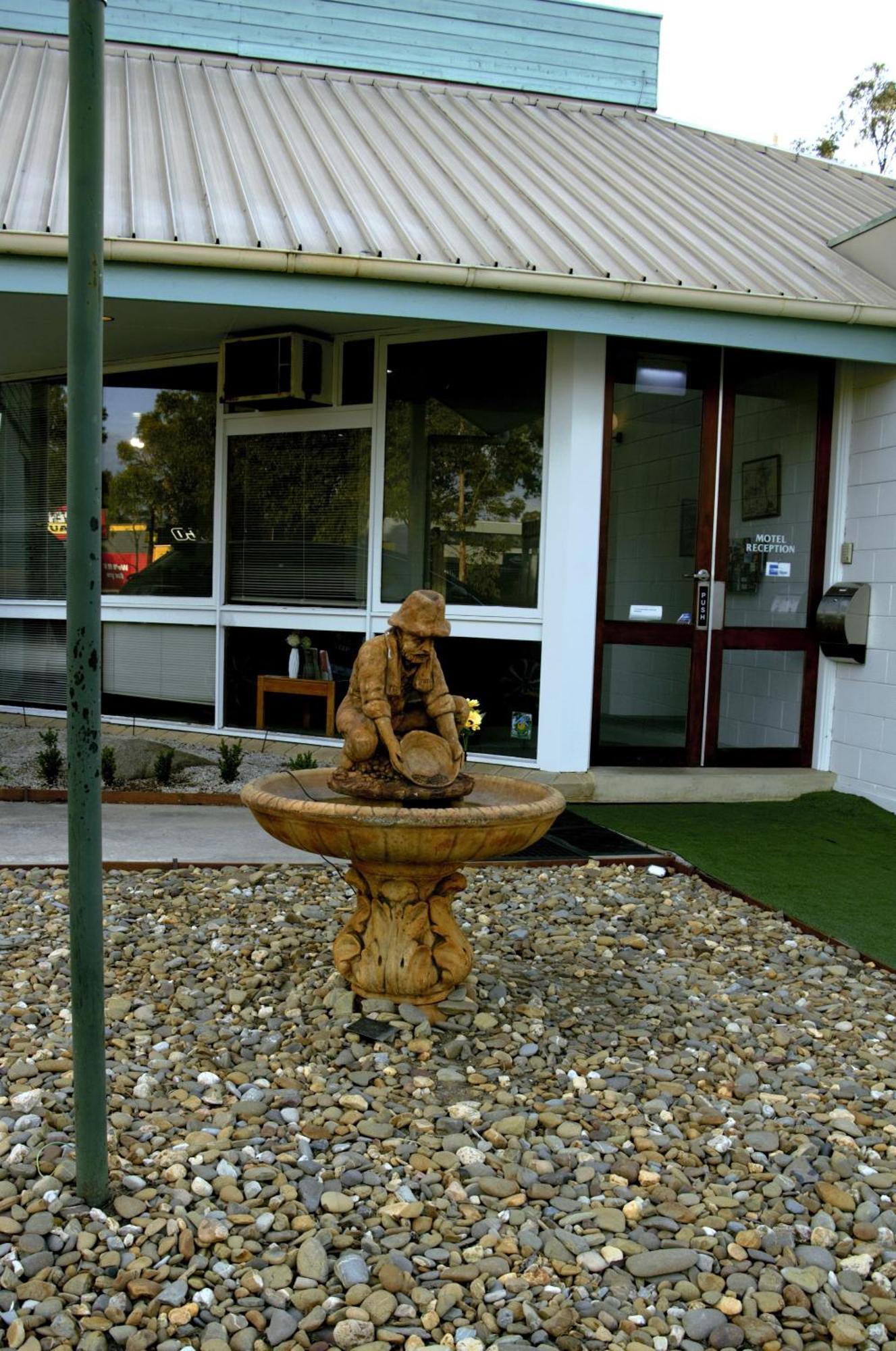 Bendigo Motor Inn Kangaroo Flat Екстер'єр фото