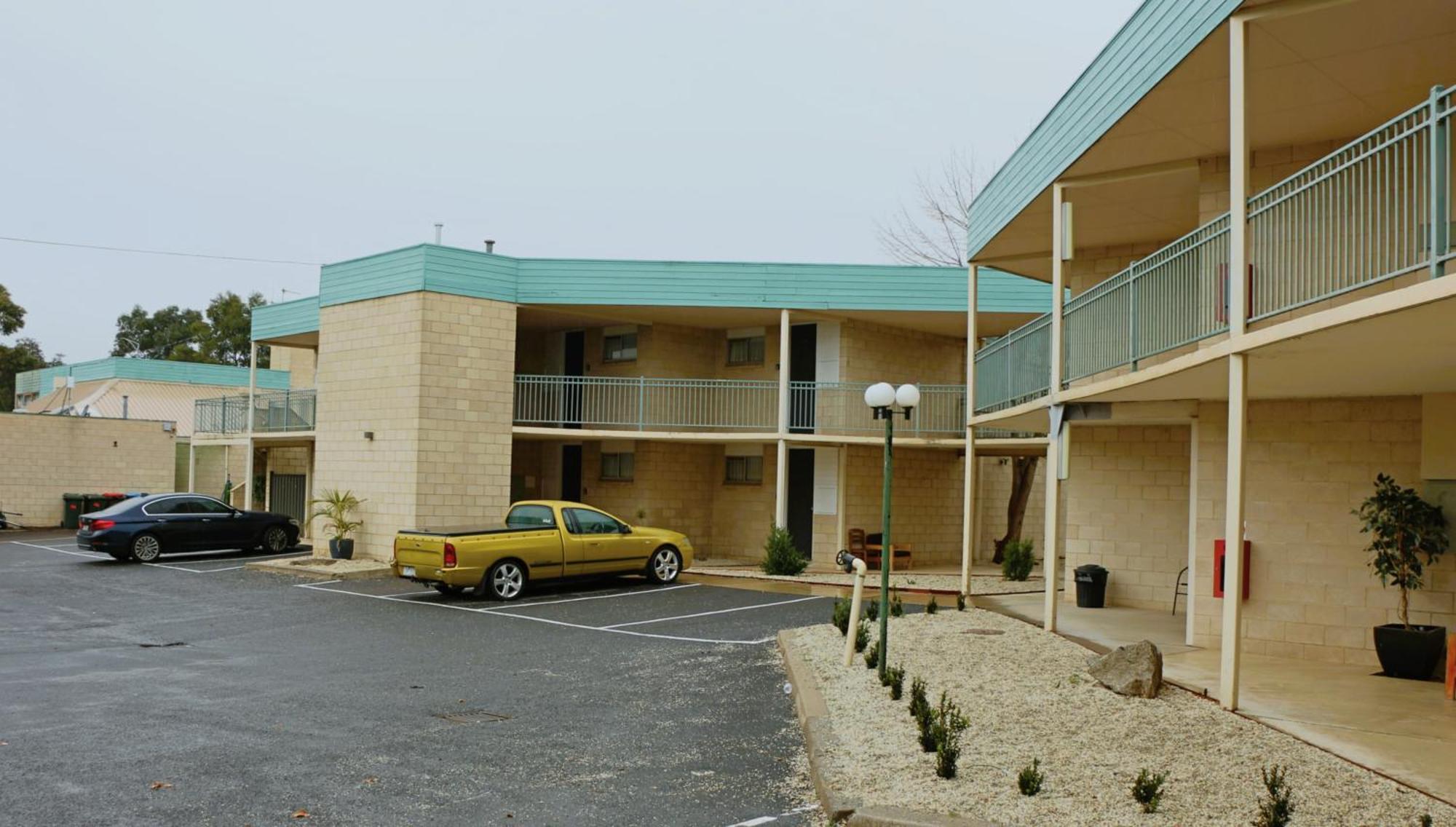 Bendigo Motor Inn Kangaroo Flat Екстер'єр фото