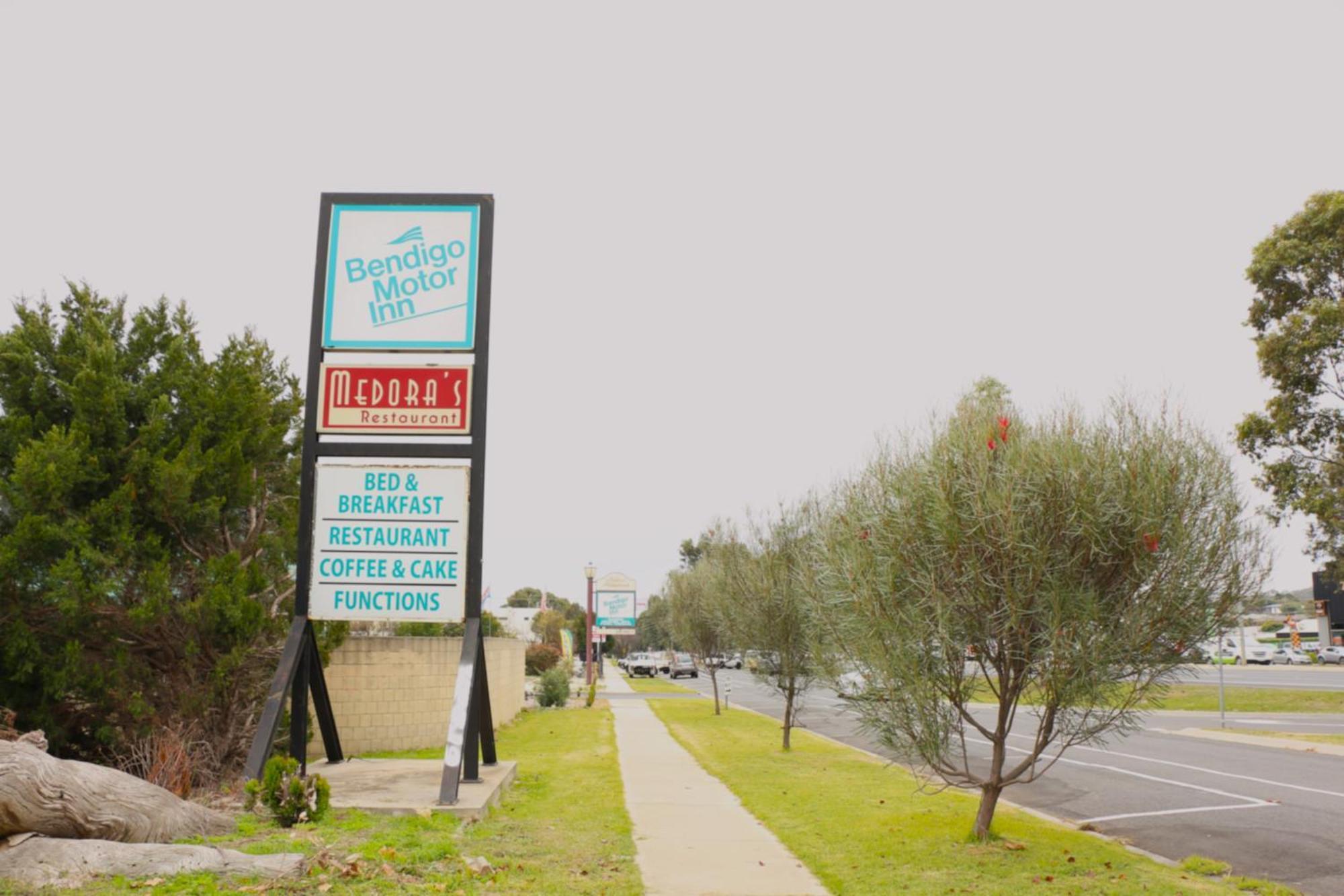 Bendigo Motor Inn Kangaroo Flat Екстер'єр фото